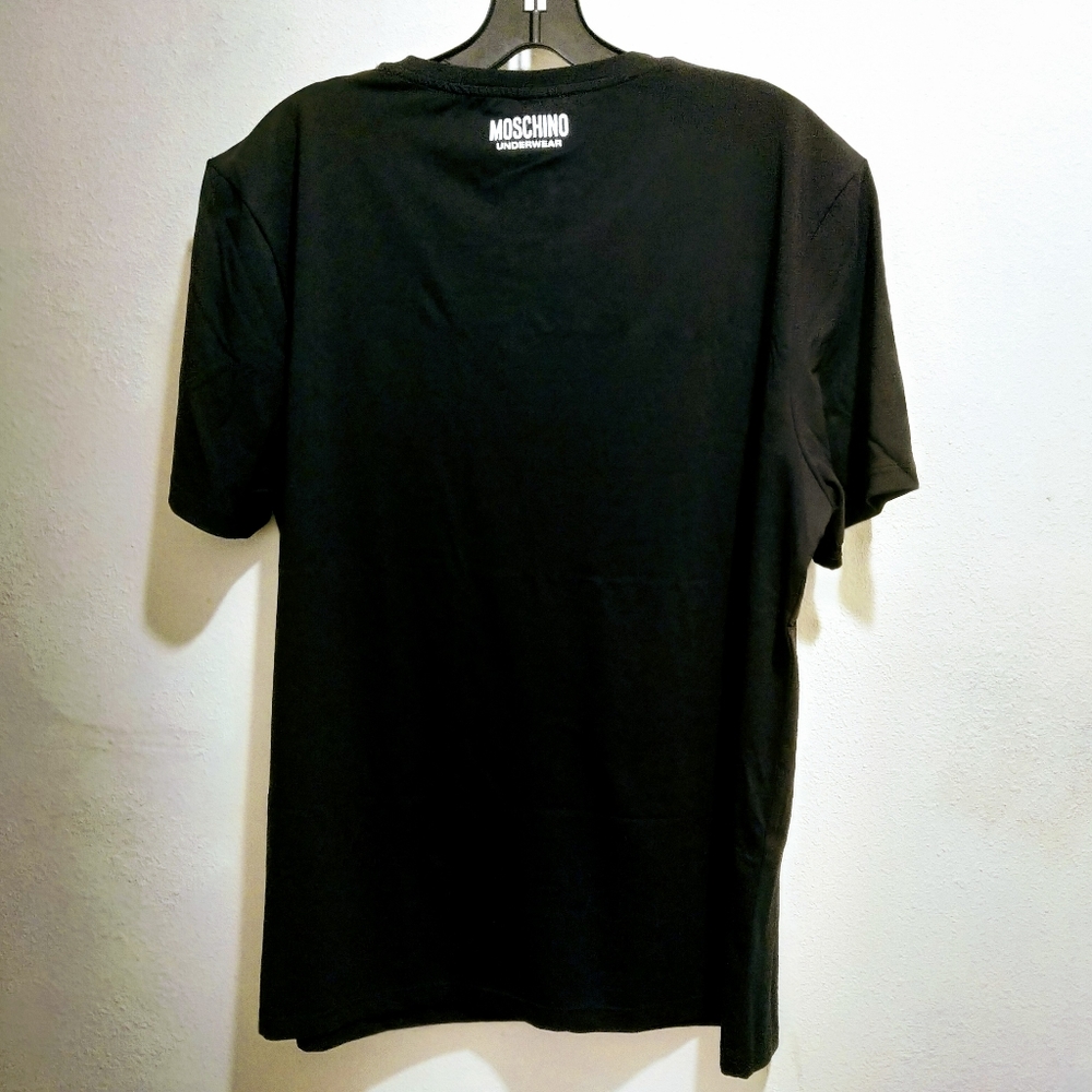 Authentic Moschino T-shirts - Picture 2 of 7